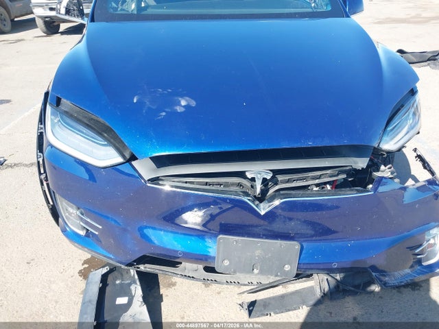Продаж на аукціоні авто 2018 Tesla Model X 100d/75d/p100d, vin: 5YJXCAE21JF102478, номер лоту: 44897567