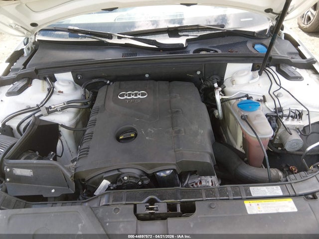 44897572 :رقم المزاد ، WAUBFAFLXFN010767 vin ، 2015 Audi A4 2.0t Premium مزاد بيع