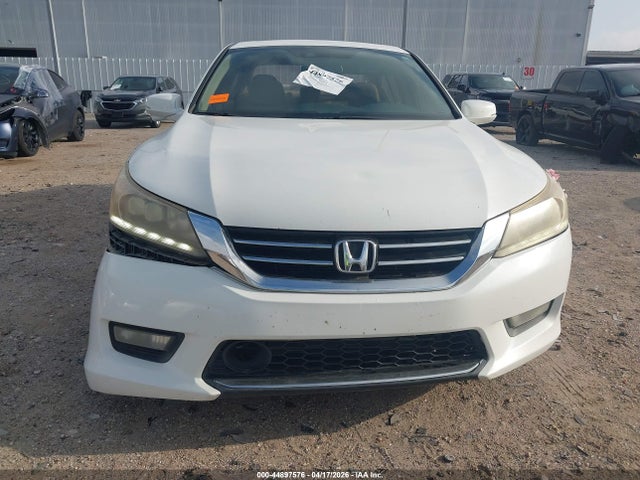 2015 Honda Accord Touring მანქანა იყიდება აუქციონზე, vin: 1HGCR3F92FA004078, აუქციონის ნომერი: 44897576
