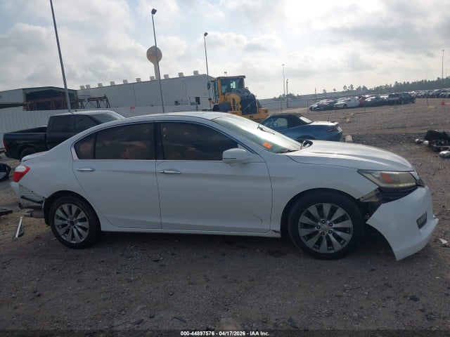 2015 Honda Accord Touring მანქანა იყიდება აუქციონზე, vin: 1HGCR3F92FA004078, აუქციონის ნომერი: 44897576
