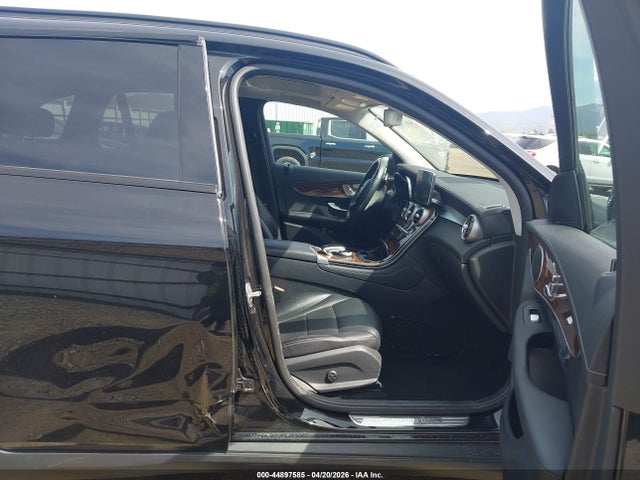 WDC0G4KB2GF080517 Mercedes-Benz Glc 300 4matic