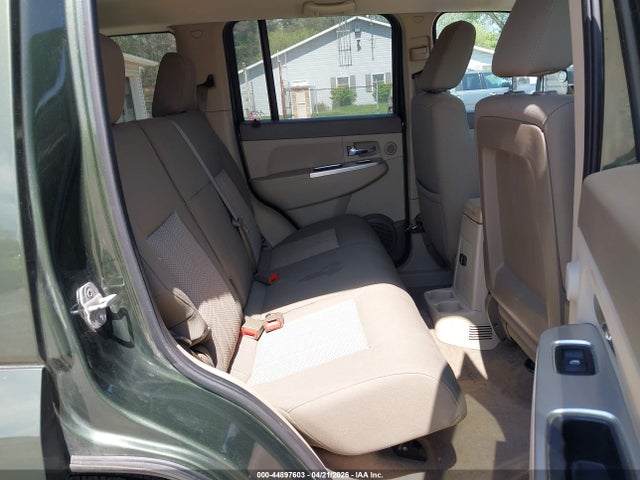 44897603 :رقم المزاد ، 1J8GN58K48W195864 vin ، 2008 Jeep Liberty Limited Edition مزاد بيع