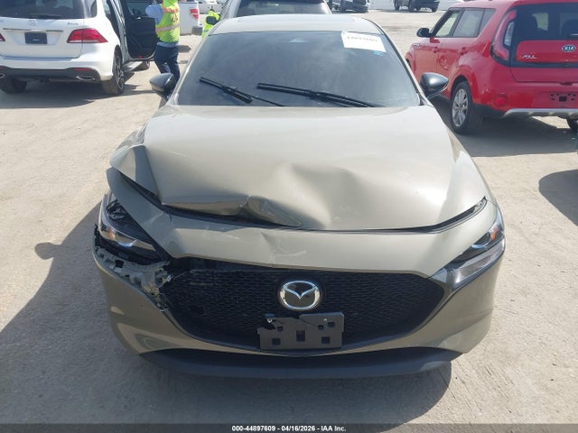 44897609 :رقم المزاد ، JM1BPBYYXR1710864 vin ، 2024 Mazda Mazda3 2.5 Carbon Turbo مزاد بيع