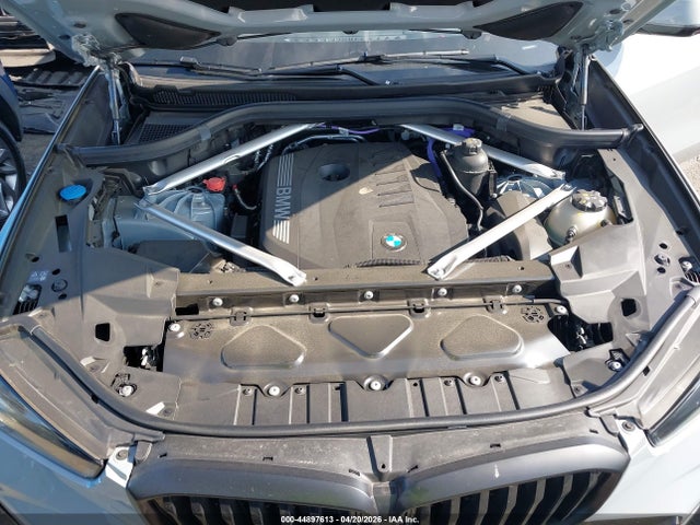 5UX13EU05S9Z95794 BMW X5 Sdrive40i