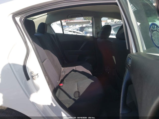 2011 Mazda Mazda3 I Sport მანქანა იყიდება აუქციონზე, vin: JM1BL1UG4B1490551, აუქციონის ნომერი: 44897729