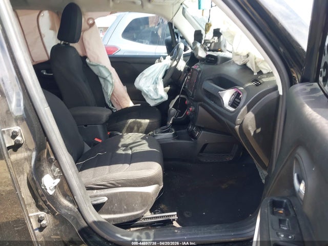 2018 Jeep Renegade Latitude 4x4 მანქანა იყიდება აუქციონზე, vin: ZACCJBBB3JPG82663, აუქციონის ნომერი: 44897738