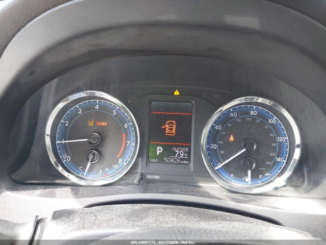 2T1BURHE0KC193101 Toyota COROLLA LE