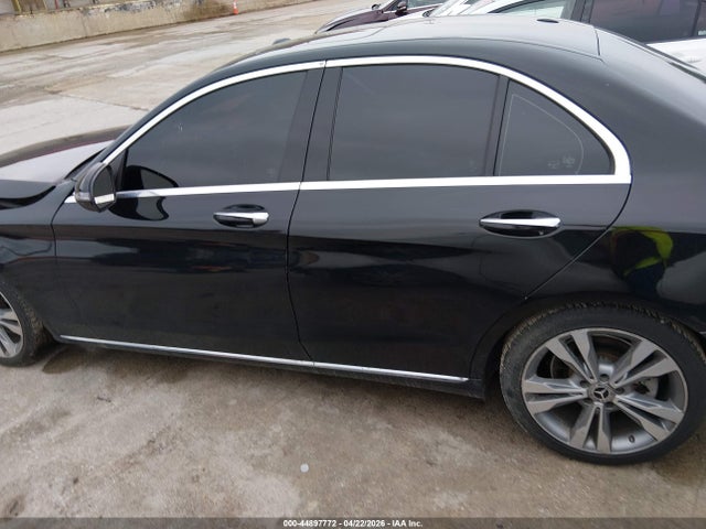 Продажа на аукционе авто 2018 Mercedes-benz C 300, vin: 55SWF4JB5JU235723, номер лота: 44897772