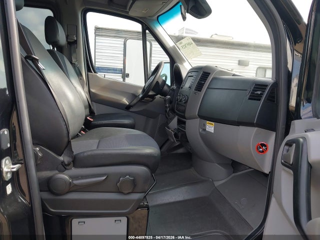 Продажа на аукционе авто 2016 Mercedes-benz Sprinter 2500 Normal Roof, vin: 8BRPE7DD9GE130621, номер лота: 44897825