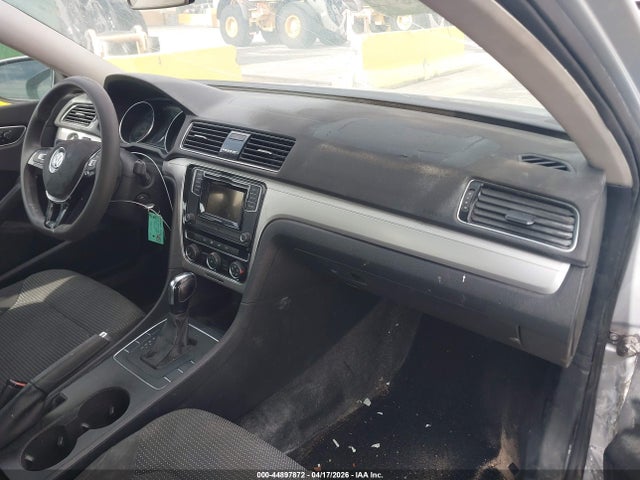 Продаж на аукціоні авто 2018 Volkswagen Passat 2.0t R-line/2.0t S, vin: 1VWAA7A35JC022270, номер лоту: 44897872