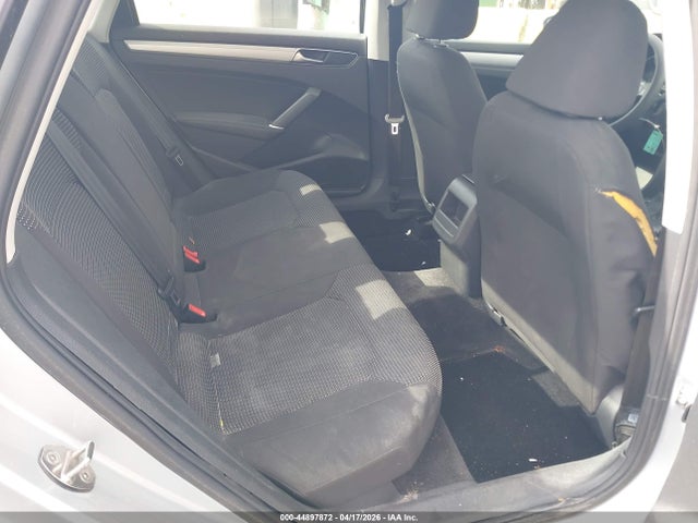 Продаж на аукціоні авто 2018 Volkswagen Passat 2.0t R-line/2.0t S, vin: 1VWAA7A35JC022270, номер лоту: 44897872