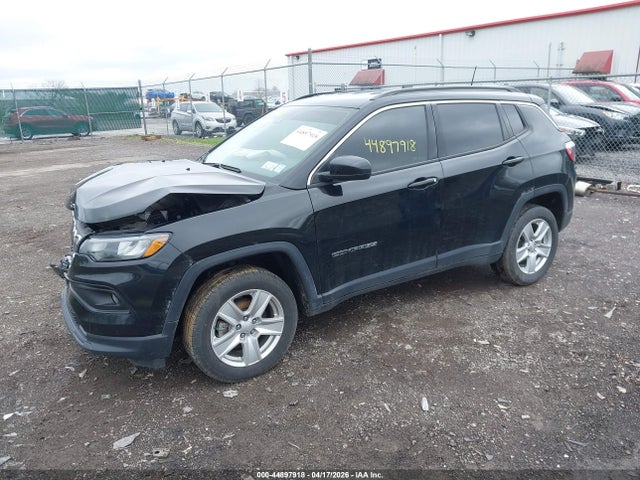 2022 Jeep Compass Latitude 4x4 მანქანა იყიდება აუქციონზე, vin: 3C4NJDBB1NT208102, აუქციონის ნომერი: 44897918