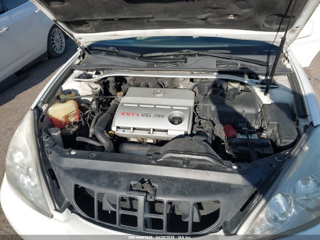 44897929 :رقم المزاد ، JTHBF30G725033054 vin ، 2002 Lexus Es 300 مزاد بيع