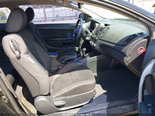 44897951 :رقم المزاد ، KNAFU6A24A5139597 vin ، 2010 Kia Forte Koup Ex مزاد بيع