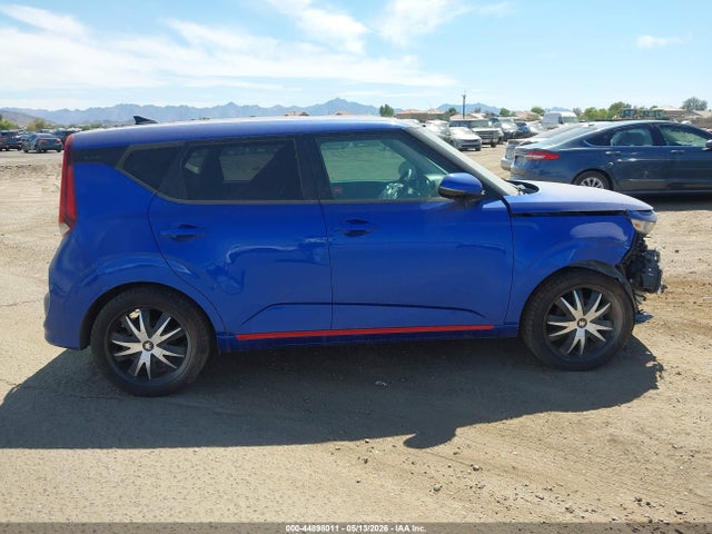 KNDJ63AU3L7057603 KIA Soul Gt-line
