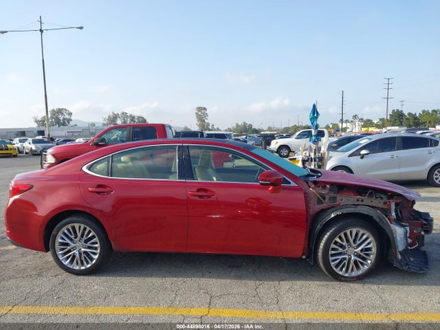 44898016 :رقم المزاد ، JTHBK1GG2D2002451 vin ، 2013 Lexus Es 350 مزاد بيع