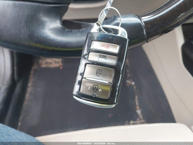 Продаж на аукціоні авто 2015 Kia Cadenza Premium, vin: KNALN4D75F5186432, номер лоту: 44898037