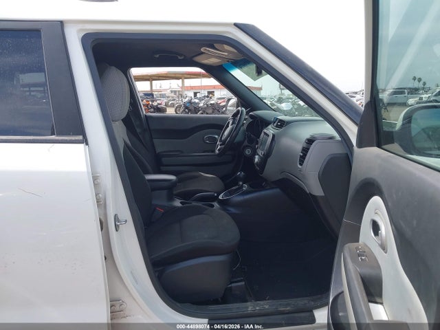 2019 Kia Soul მანქანა იყიდება აუქციონზე, vin: KNDJN2A20K7025296, აუქციონის ნომერი: 44898074