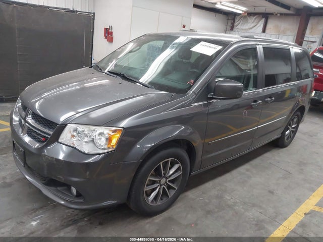 Продажа на аукционе авто 2017 Dodge Grand Caravan Sxt, vin: 2C4RDGCG1HR670851, номер лота: 44898090