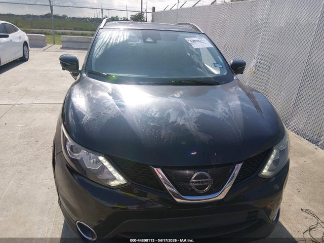 44898113 :رقم المزاد ، JN1BJ1CP0KW522330 vin ، 2019 Nissan Rogue Sport Sl مزاد بيع