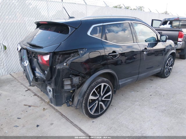 44898113 :رقم المزاد ، JN1BJ1CP0KW522330 vin ، 2019 Nissan Rogue Sport Sl مزاد بيع