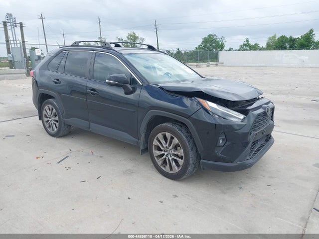 2022 2T3C1RFVXNC204696 main image