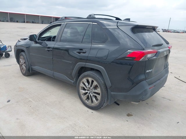 Toyota Rav4 Xle Premium 2022 2T3C1RFVXNC204696 Image 3