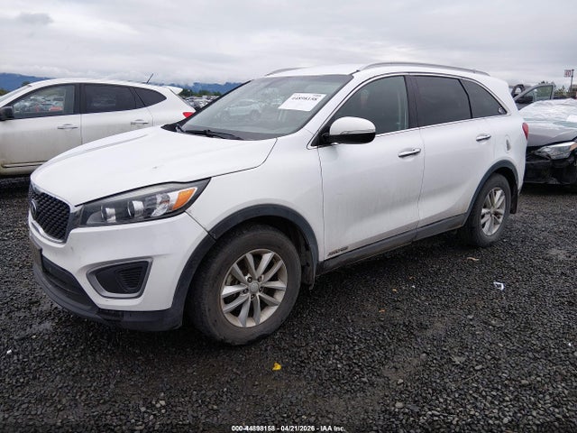 44898158 :رقم المزاد ، 5XYPGDA58HG291834 vin ، 2017 Kia Sorento 3.3l Lx مزاد بيع