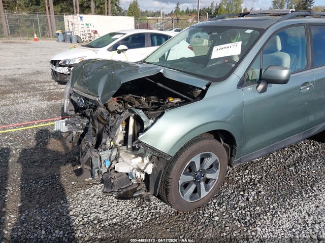 JF2SJAEC8HH584855 Subaru Forester 2.5i Premium