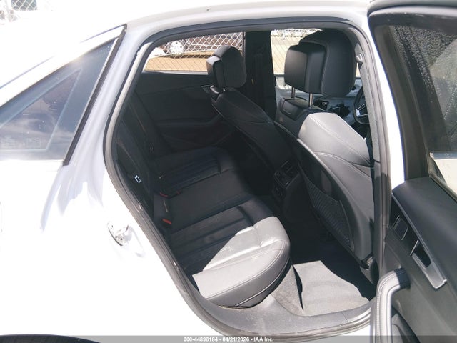 2023 Audi A4 Premium Plus 45 Tfsi S Line Quattro S Tronic მანქანა იყიდება აუქციონზე, vin: WAUEAAF42PN001356, აუქციონის ნომერი: 44898184