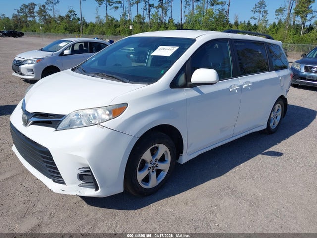 2019 TOYOTA SIENNA 5TDKZ3DC5KS979471 Photo 1