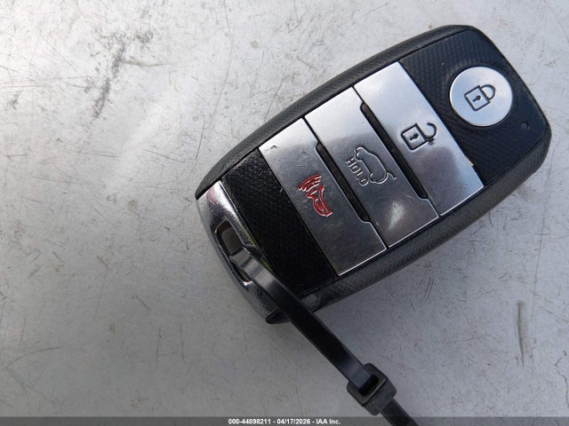 Продаж на аукціоні авто 2018 Kia Soul +, vin: KNDJP3A52J7581084, номер лоту: 44898211