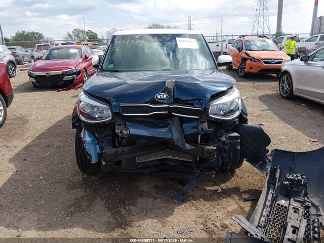 Продаж на аукціоні авто 2018 Kia Soul +, vin: KNDJP3A52J7581084, номер лоту: 44898211