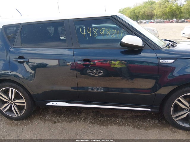 Продаж на аукціоні авто 2018 Kia Soul +, vin: KNDJP3A52J7581084, номер лоту: 44898211
