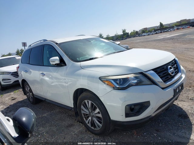 44898215 :رقم المزاد ، 5N1DR2MN9HC603494 vin ، 2017 Nissan Pathfinder S مزاد بيع