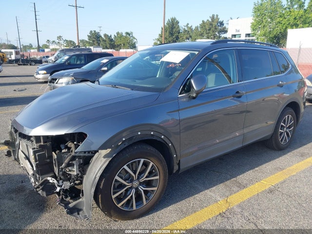 Продаж на аукціоні авто 2019 Volkswagen Tiguan 2.0t Se/2.0t Sel/2.0t Sel R-line/2.0t Sel R-line Black, vin: 3VV3B7AX8KM155196, номер лоту: 44898229