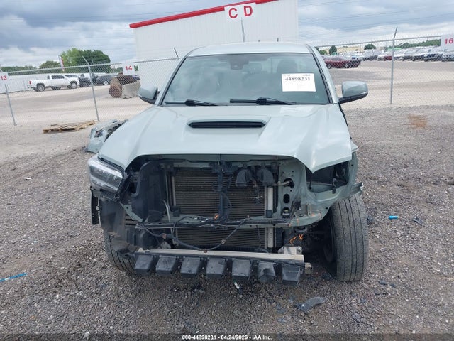 2022 Toyota Tacoma Trd Sport მანქანა იყიდება აუქციონზე, vin: 3TYCZ5AN4NT090644, აუქციონის ნომერი: 44898231
