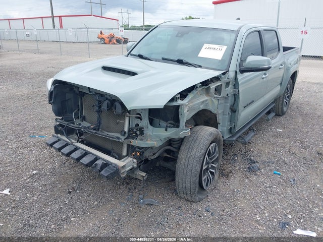 2022 Toyota Tacoma Trd Sport მანქანა იყიდება აუქციონზე, vin: 3TYCZ5AN4NT090644, აუქციონის ნომერი: 44898231