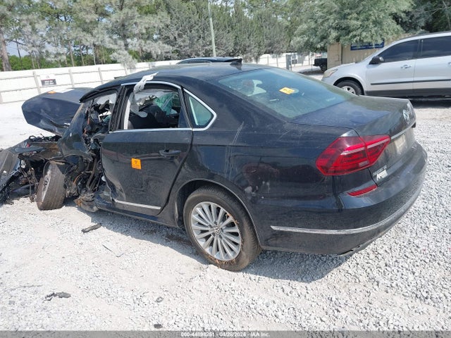 44898251 :رقم المزاد ، 1VWBT7A32HC076229 vin ، 2017 Volkswagen Passat 1.8t Se مزاد بيع