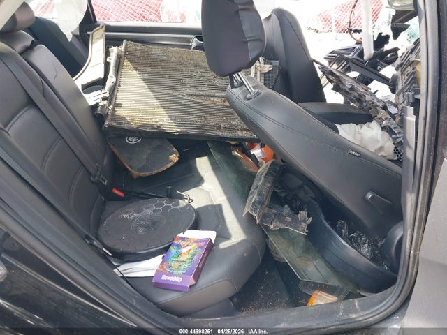 44898251 :رقم المزاد ، 1VWBT7A32HC076229 vin ، 2017 Volkswagen Passat 1.8t Se مزاد بيع