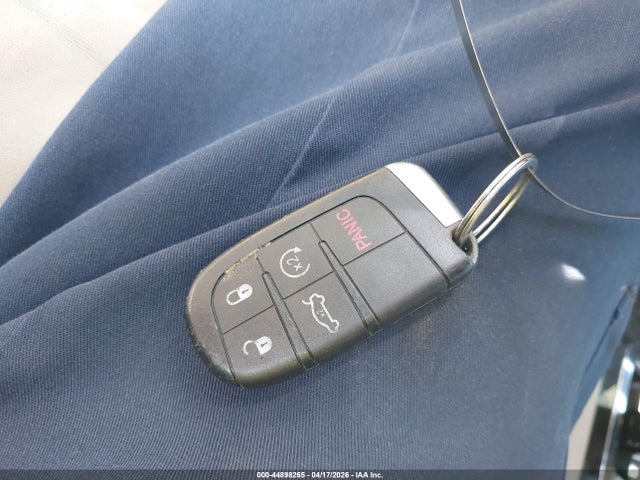 44898265 :رقم المزاد ، 2C3CCAAG6DH626387 vin ، 2013 Chrysler 300 Motown مزاد بيع