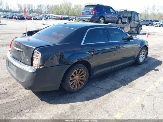 44898265 :رقم المزاد ، 2C3CCAAG6DH626387 vin ، 2013 Chrysler 300 Motown مزاد بيع