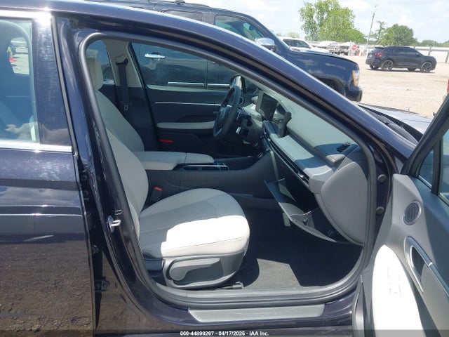 2025 HYUNDAI SONATA KMHL64JA2SA511437 Photo 4