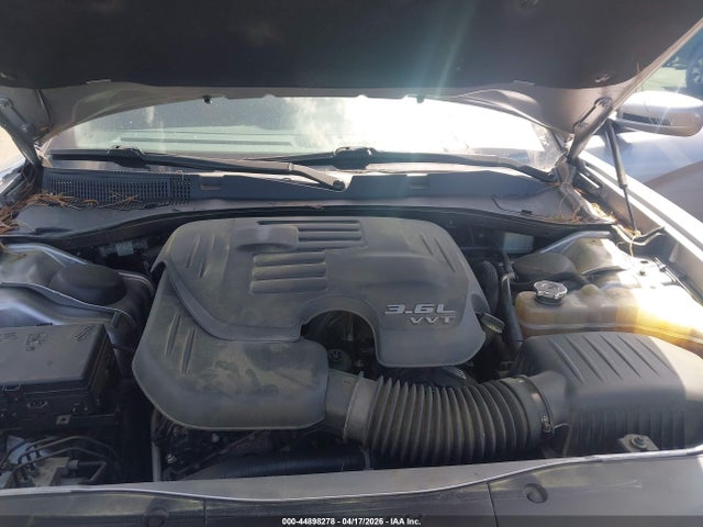 Продаж на аукціоні авто 2018 Dodge Charger Sxt Rwd, vin: 2C3CDXBG9JH247104, номер лоту: 44898278