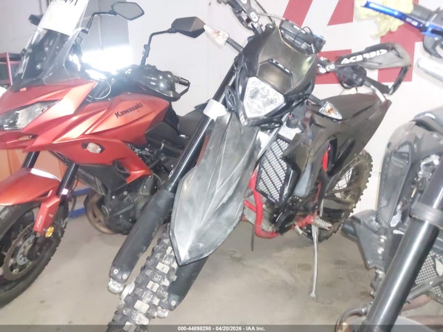 2020 ZD3E31700L0330209 головне зображення