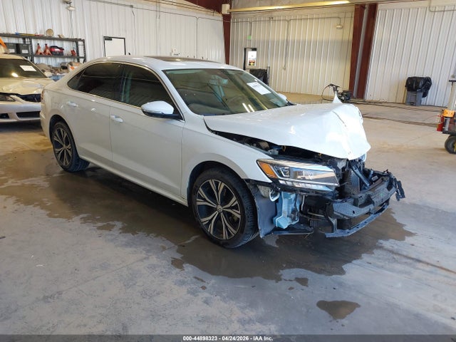 Volkswagen Passat 2.0t Sel 2020 1VWCA7A33LC027446 Image 1
