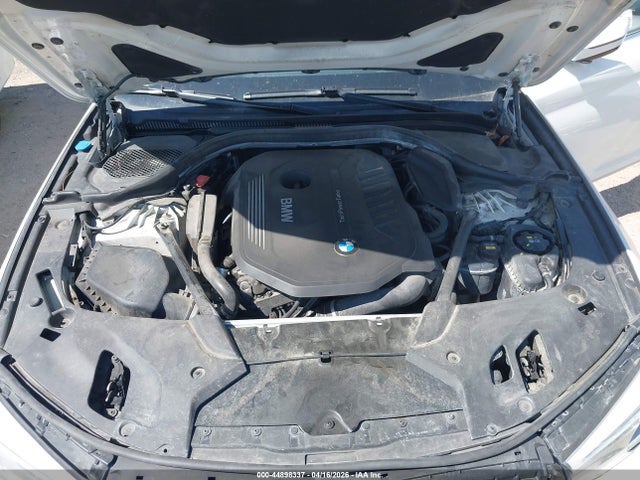 2017 Bmw 540i Xdrive მანქანა იყიდება აუქციონზე, vin: WBAJE7C31HG888214, აუქციონის ნომერი: 44898337