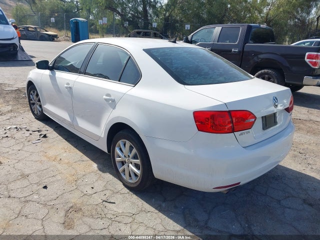 44898347 :رقم المزاد ، 3VWDZ7AJ5BM388864 vin ، 2011 Volkswagen Jetta 2.5l Se مزاد بيع
