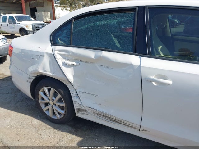 44898347 :رقم المزاد ، 3VWDZ7AJ5BM388864 vin ، 2011 Volkswagen Jetta 2.5l Se مزاد بيع