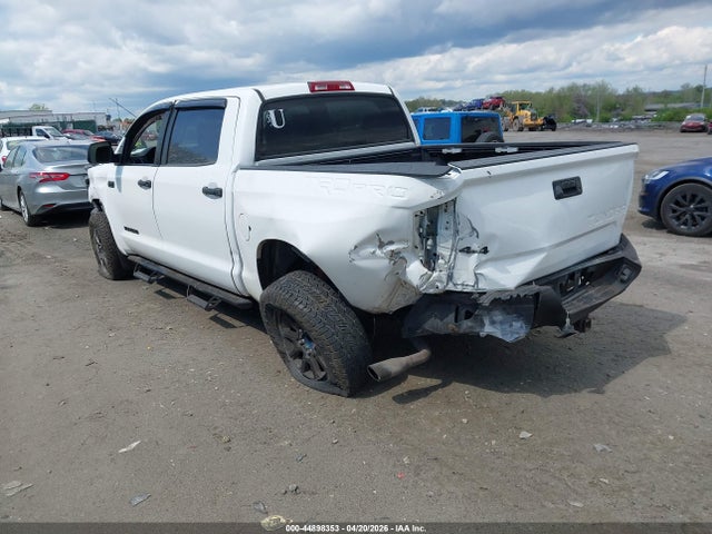 5TFDY5F1XKX814772 Toyota Tundra Trd Pro 5.7l V8